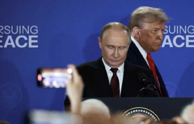 Трамп сообщил Зеленскому и европейцам о переговорах с Путиным
