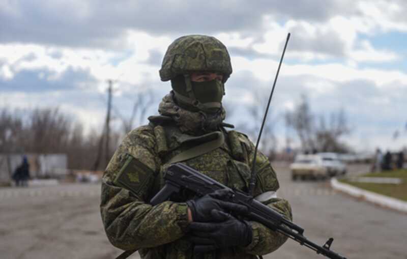 Российским военнослужащим был отдан приказ ликвидировать украинцев, которые сдались в районе Новодаровки