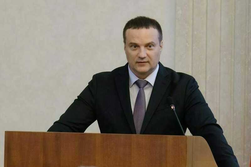 Министр ЖКХ Новосибирска Денис Архипов признан виновным в причинении ущерба на 30 миллионов рублей