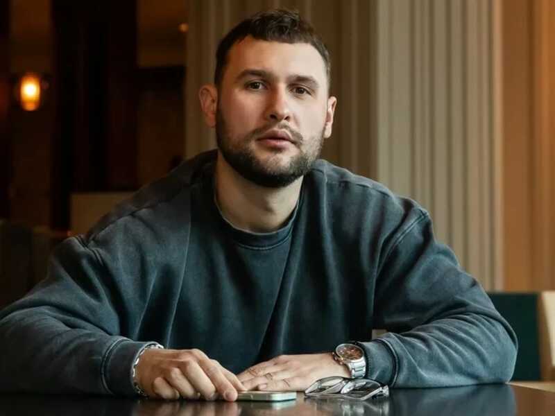 Белорус в Польше занимается рекламой поддельных документов и перепродажей краденых товаров
