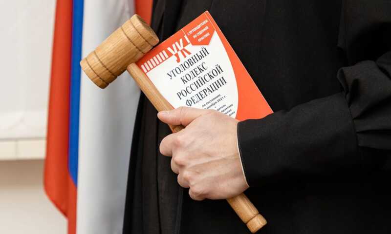 Скрытые переговоры с ФСБ и многомиллионные запросы: разногласия в элите на фоне лондонского процесса