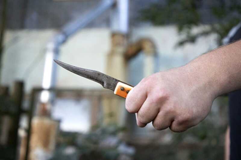 В больнице Иркутска пациент атаковал медицинских работников, используя нож