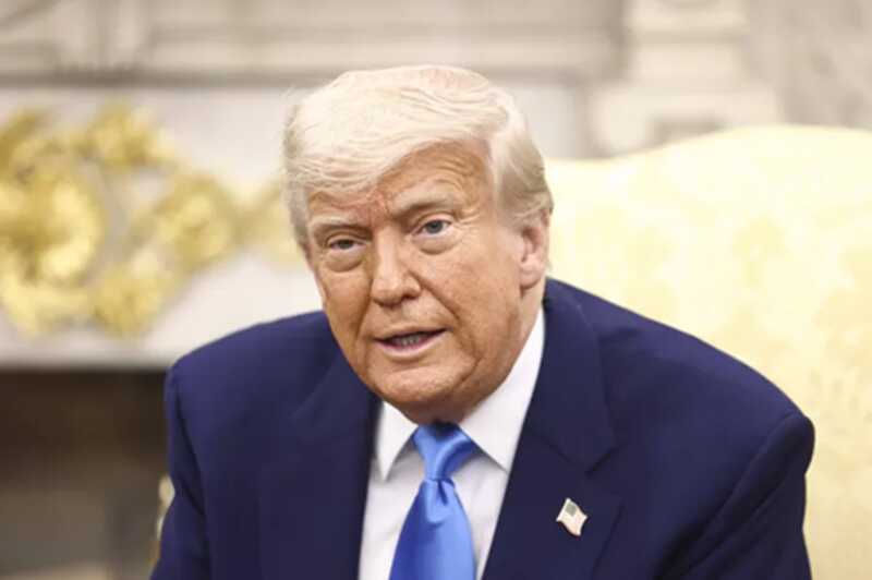 Трамп заявил о безуспешных переговорах с Путиным по вопросу Украины