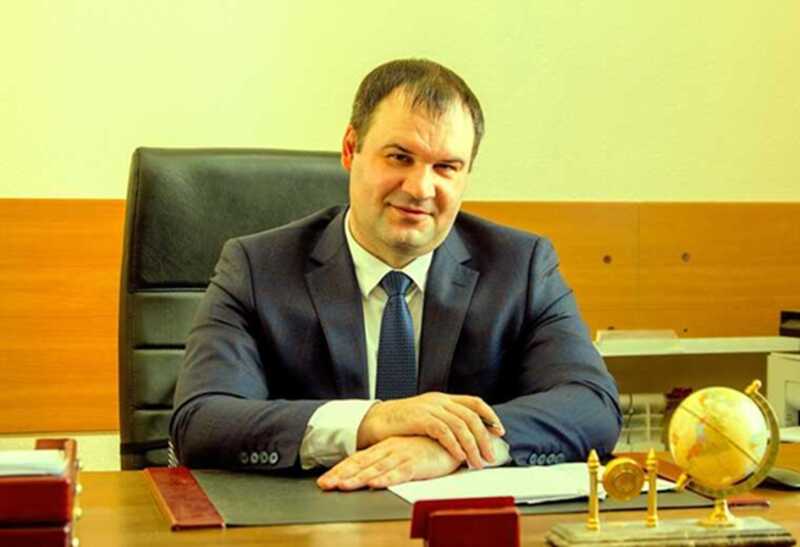 Заместителя ректора Михаила Кулешко взяли под стражу по обвинению в участии в мошеннической схеме с фиктивными вознаграждениями