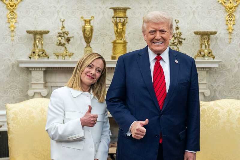 Трамп и Мелони обсудили вероятность их встречи с Путиным в Ватикане