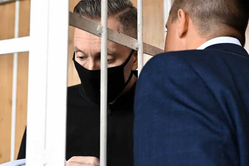 Экс-генеральному директору НДК Константину Ремизову было назначено наказание в виде 14,5 лет тюремного заключения за кражу и фальсификацию банкротства